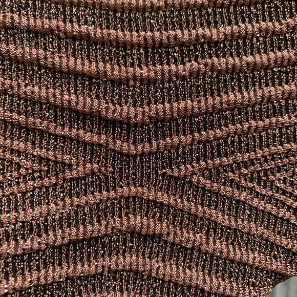 Glittery high neck top - Picture 3 of 3